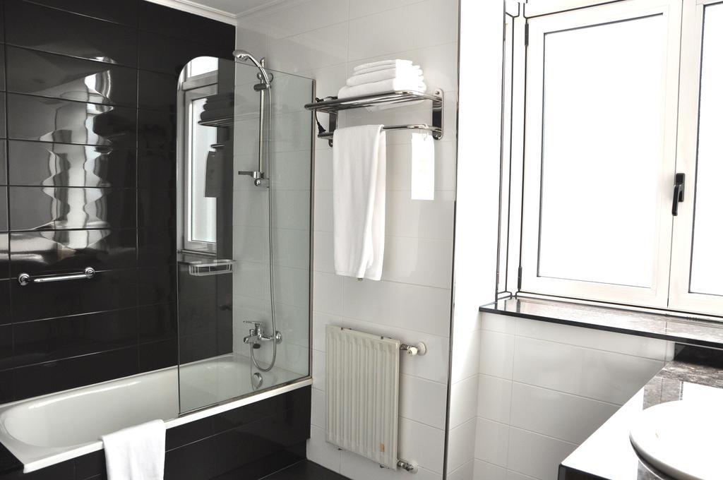 Habitación Doble con cama supletoria (3 adultos)