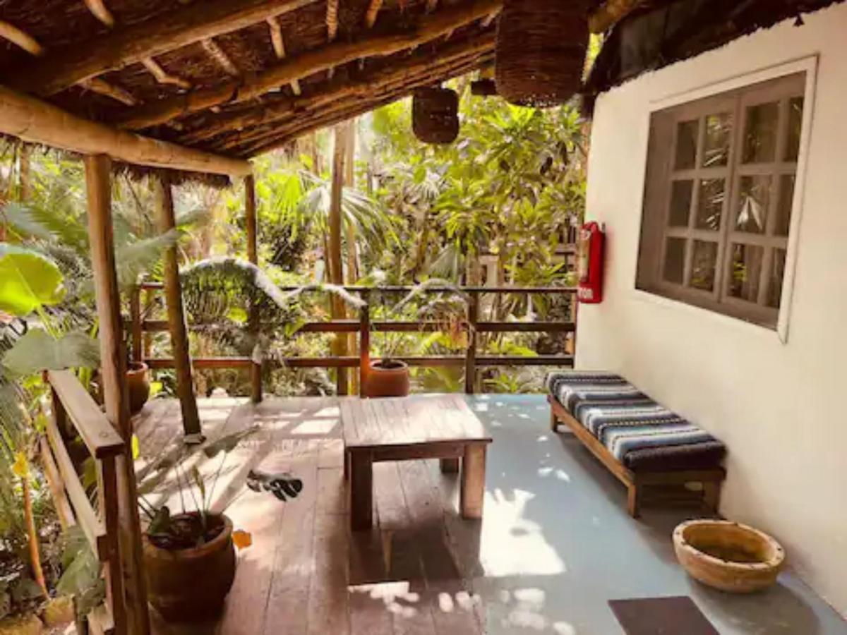 Bungalow Garden View