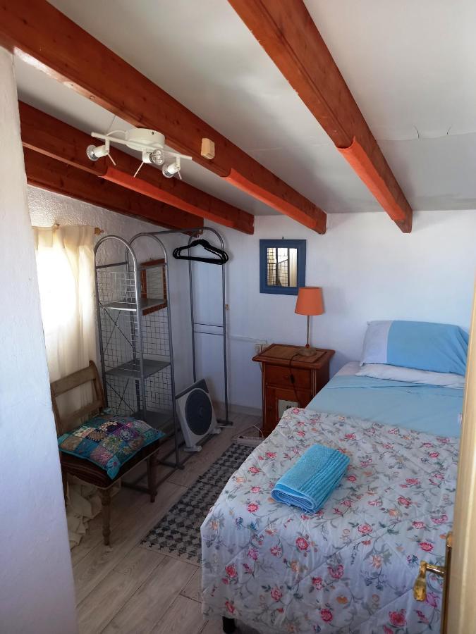 Budget Single Room,1301647141:JPEG