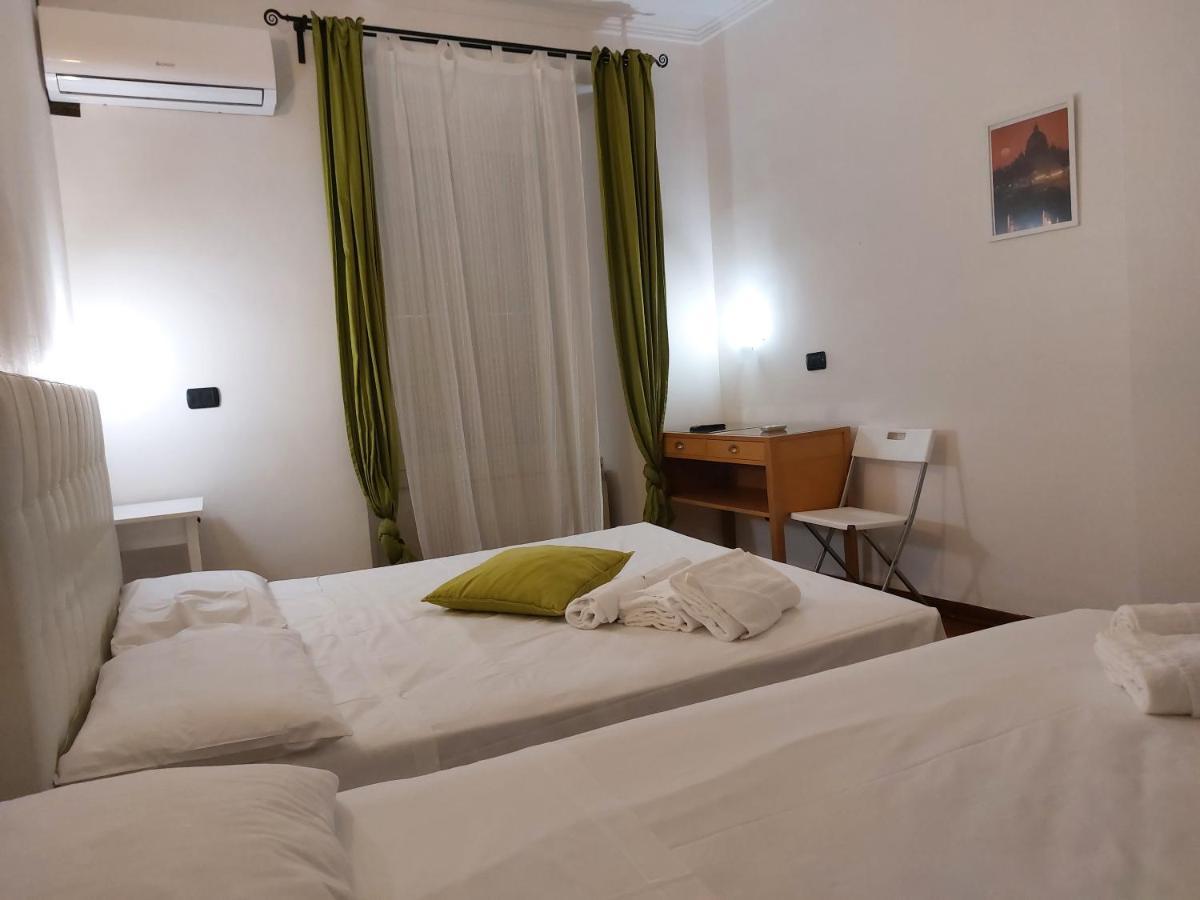 Habitación Triple Básica