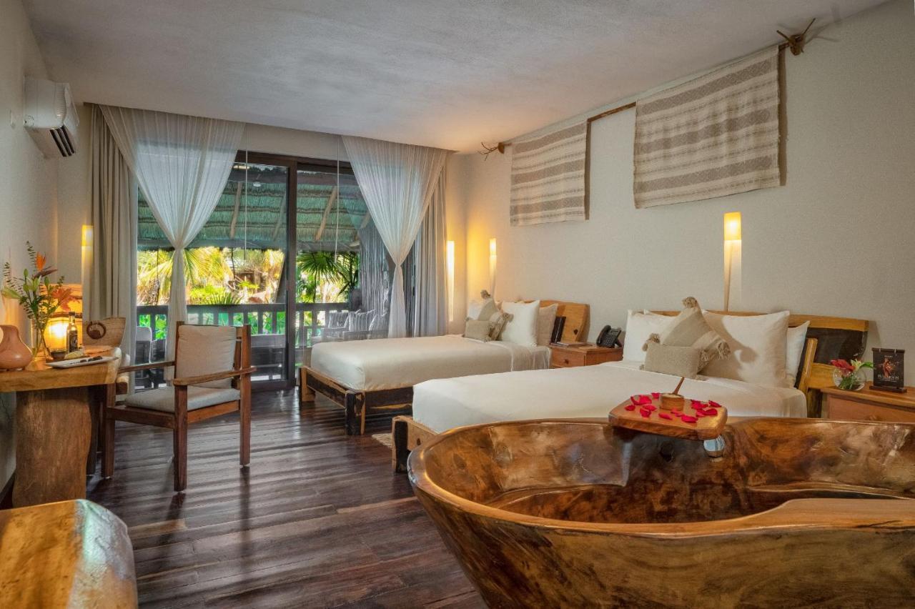 Partial Ocean View Room 2 full beds 2nd Floor