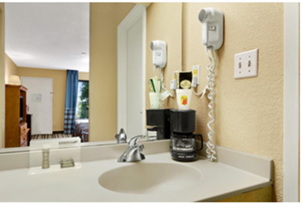 Double Room - Mobility Access/Non-Smoking