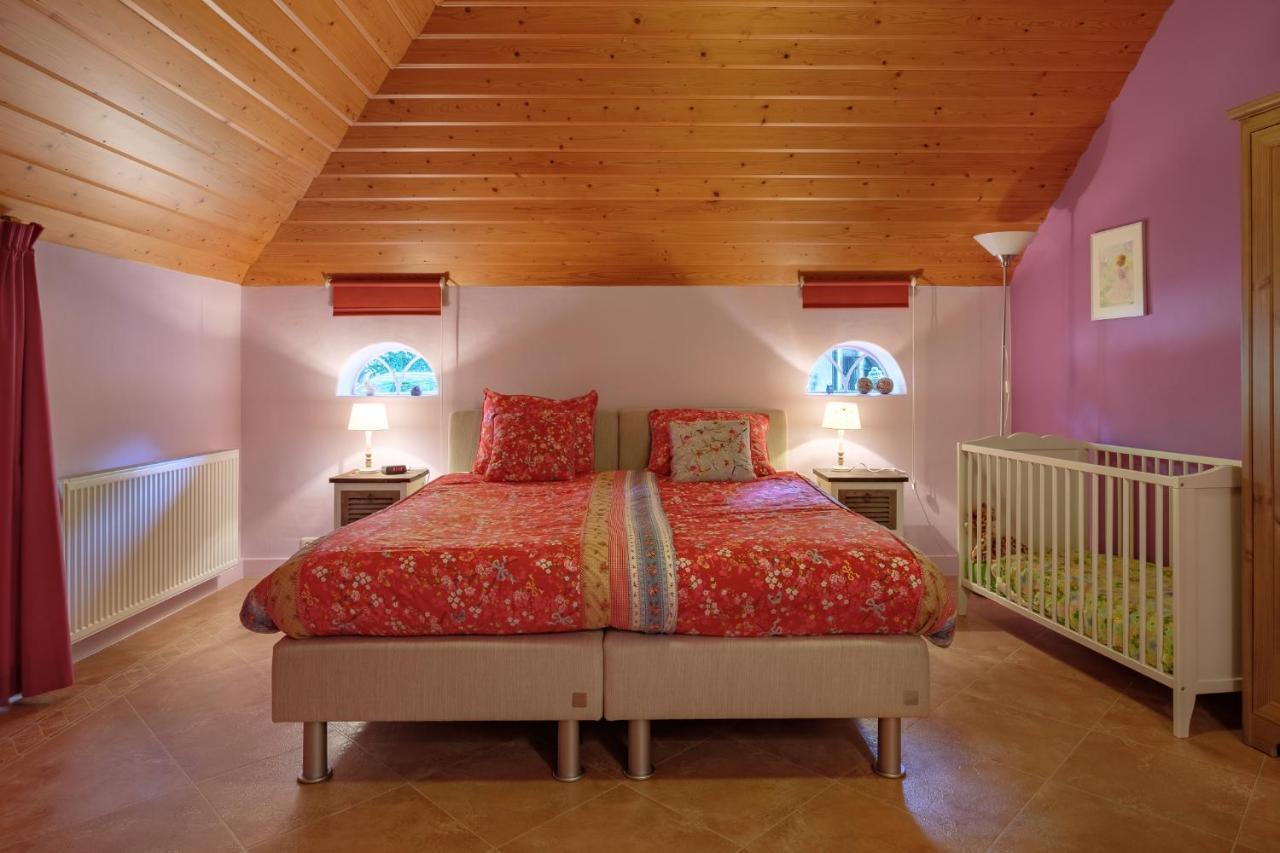 Tweepersoonskamer met 2 Aparte Bedden