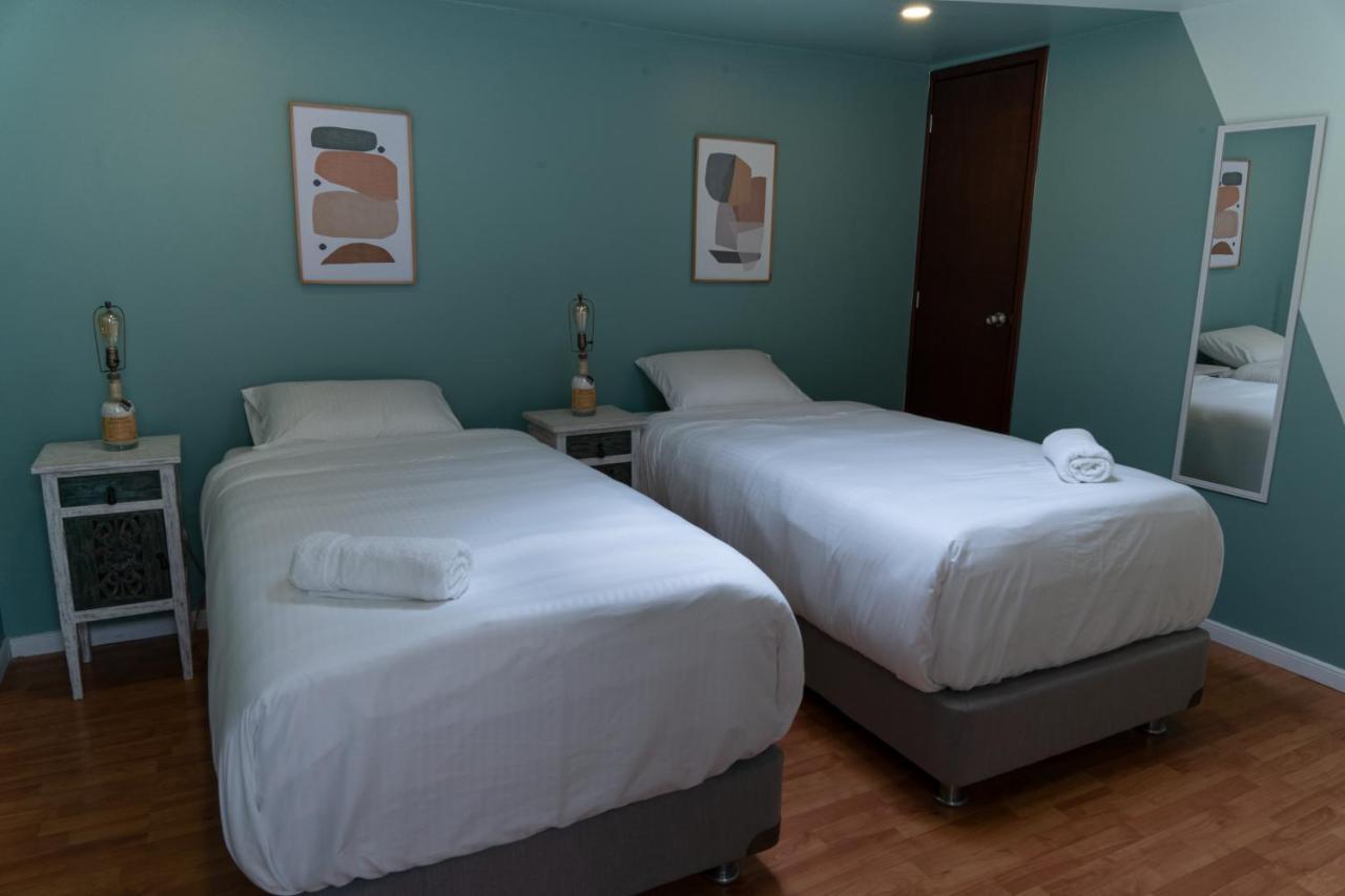 Double Room,1302752809:JPEG