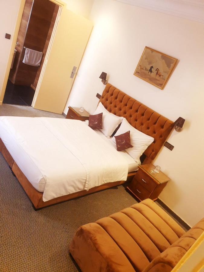 Single Room with one big bed