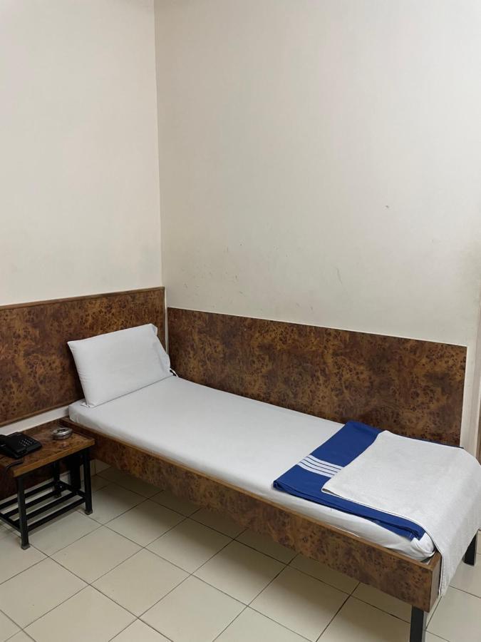 Budget Single Room