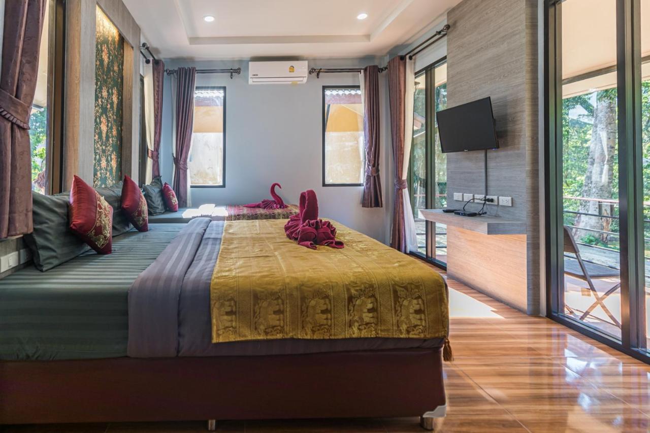 Triple Room with View