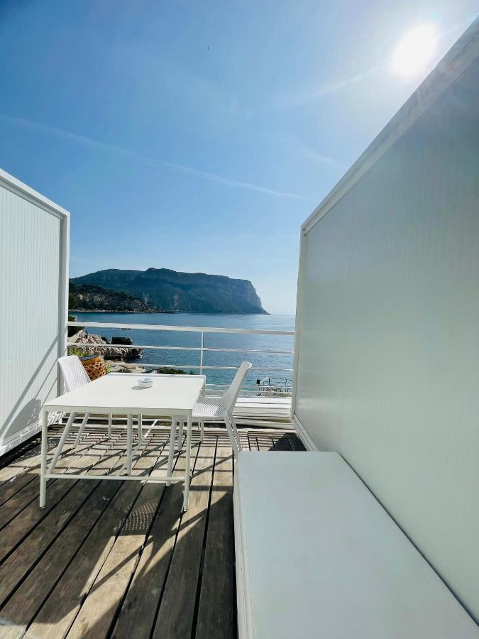 Standard Double Room with Sea View and Balcony