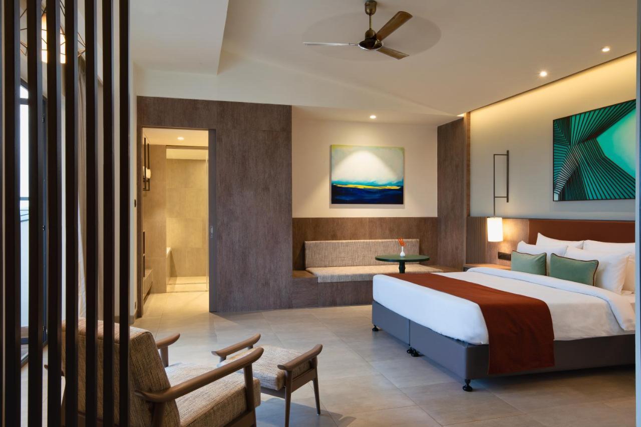 Signature Suite