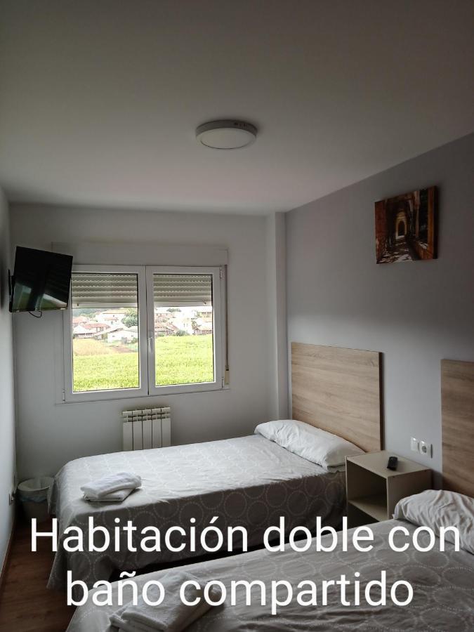 Habitación Doble con aseo compartido - 2 camas