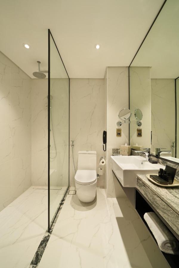 Spacious Room with Balcony - Twin Beds