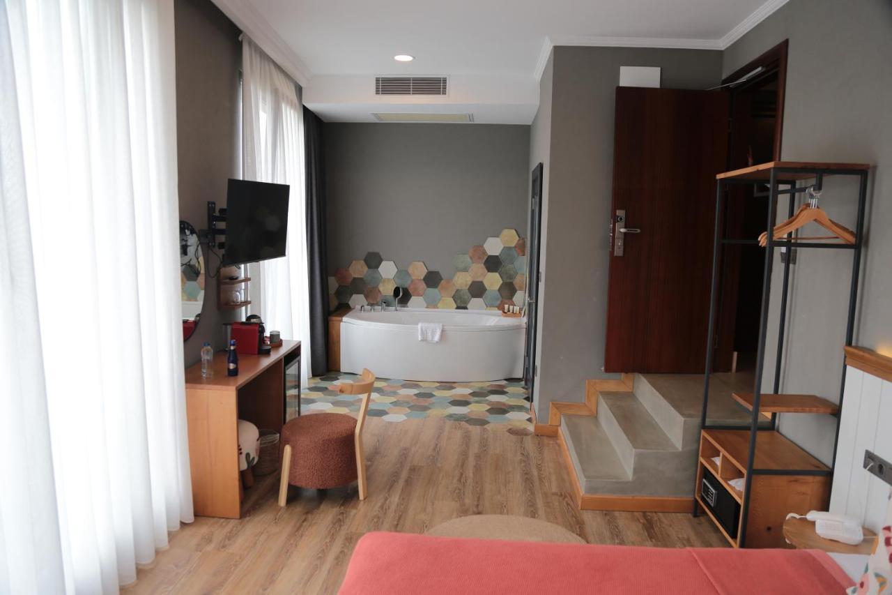 Çift Kişilik Oda - Spa Küvetli