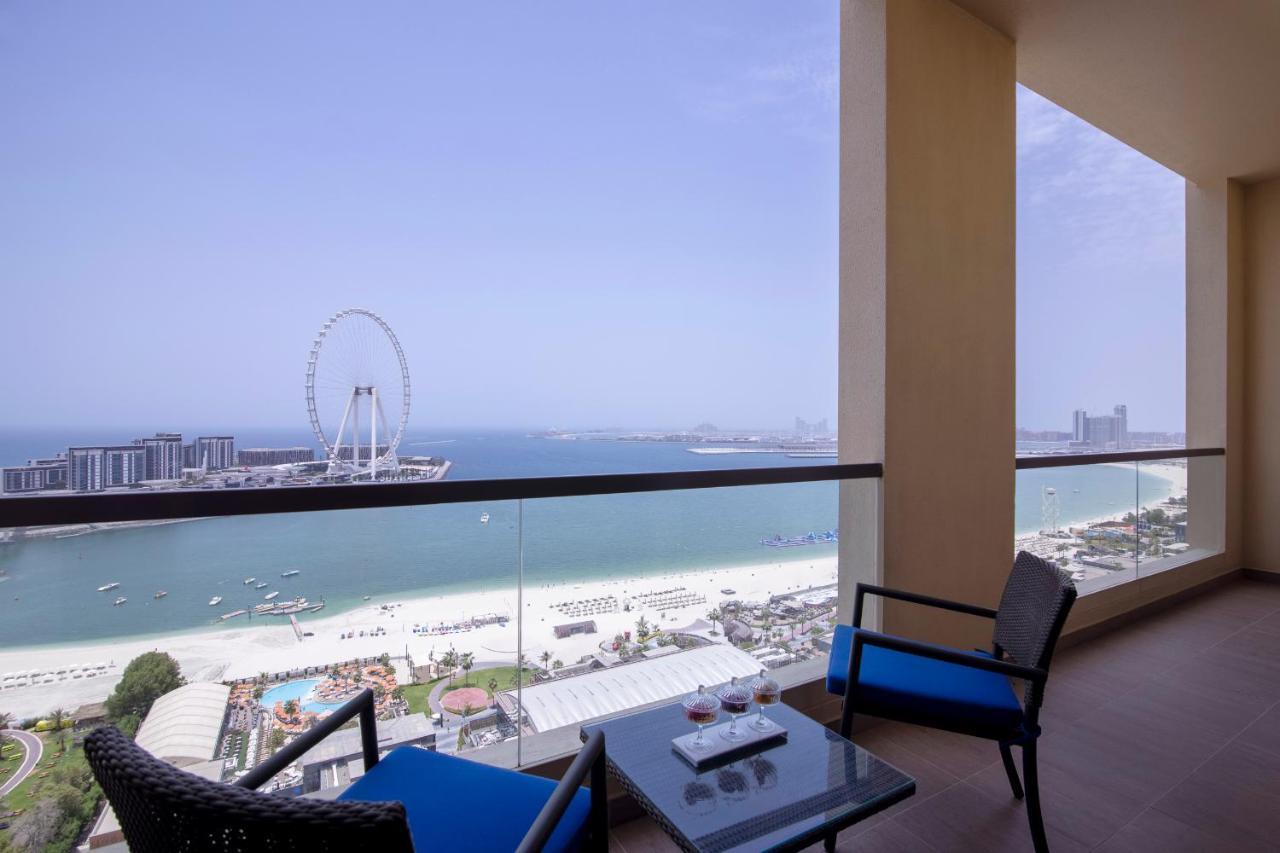 Sea Front One Bedroom Suite Balcony Lounge Access,1552988281:JPEG