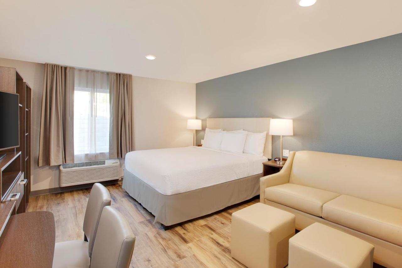 Standard Queen Room with Two Queen Beds - Non Smoking