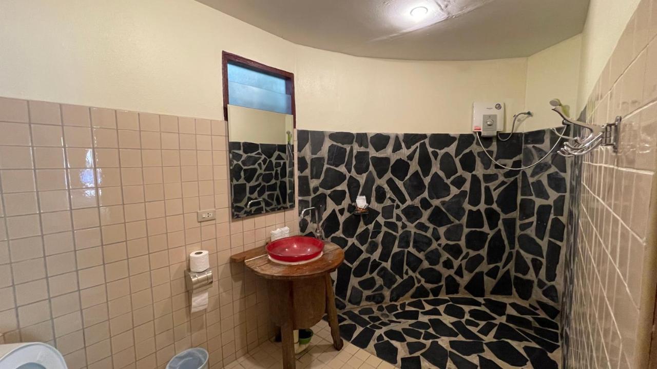 Deluxe Room,51536341:JPEG