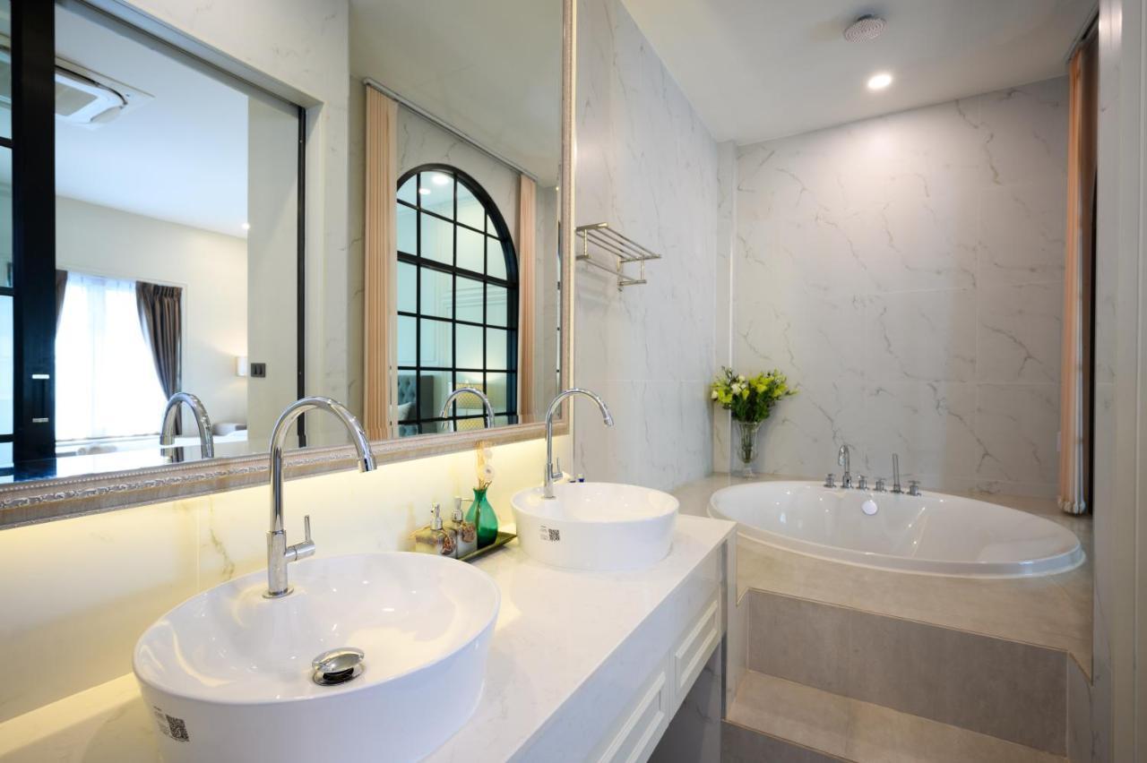 One-Bedroom Pool Villa
