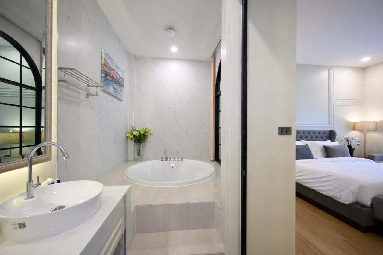One-Bedroom Pool Villa