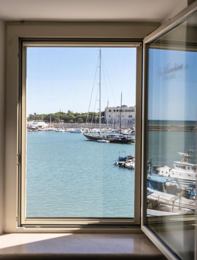 Deluxe Suite with Sea View