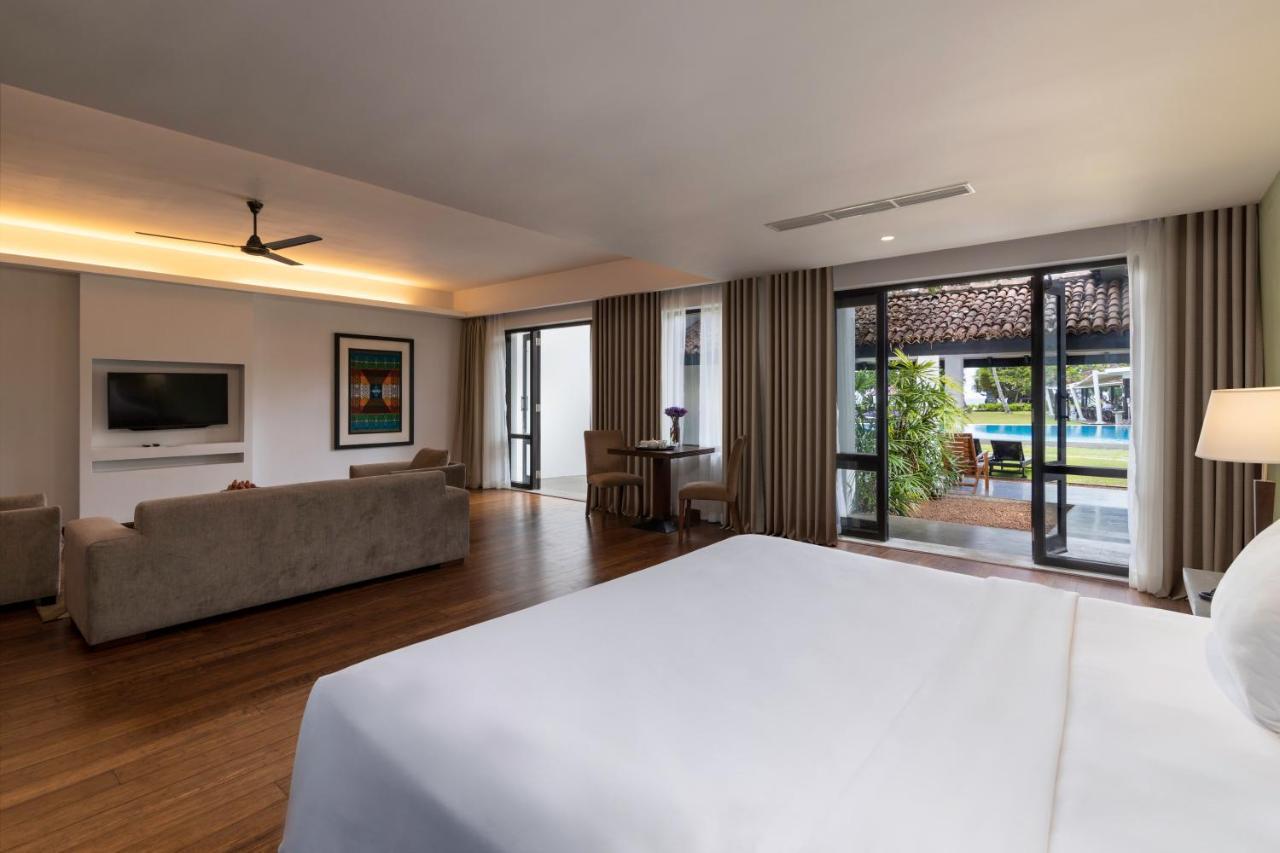 Ocean Facing Deluxe Room with 15 Min Complimentary Spa Treatment for 1 per stay,1305799738:JPEG