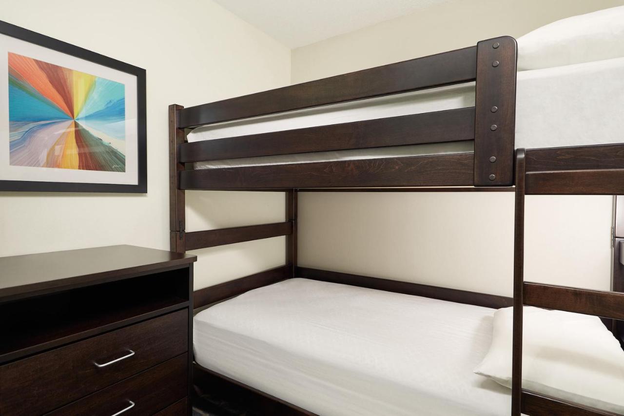 One-Bedroom King Suite
