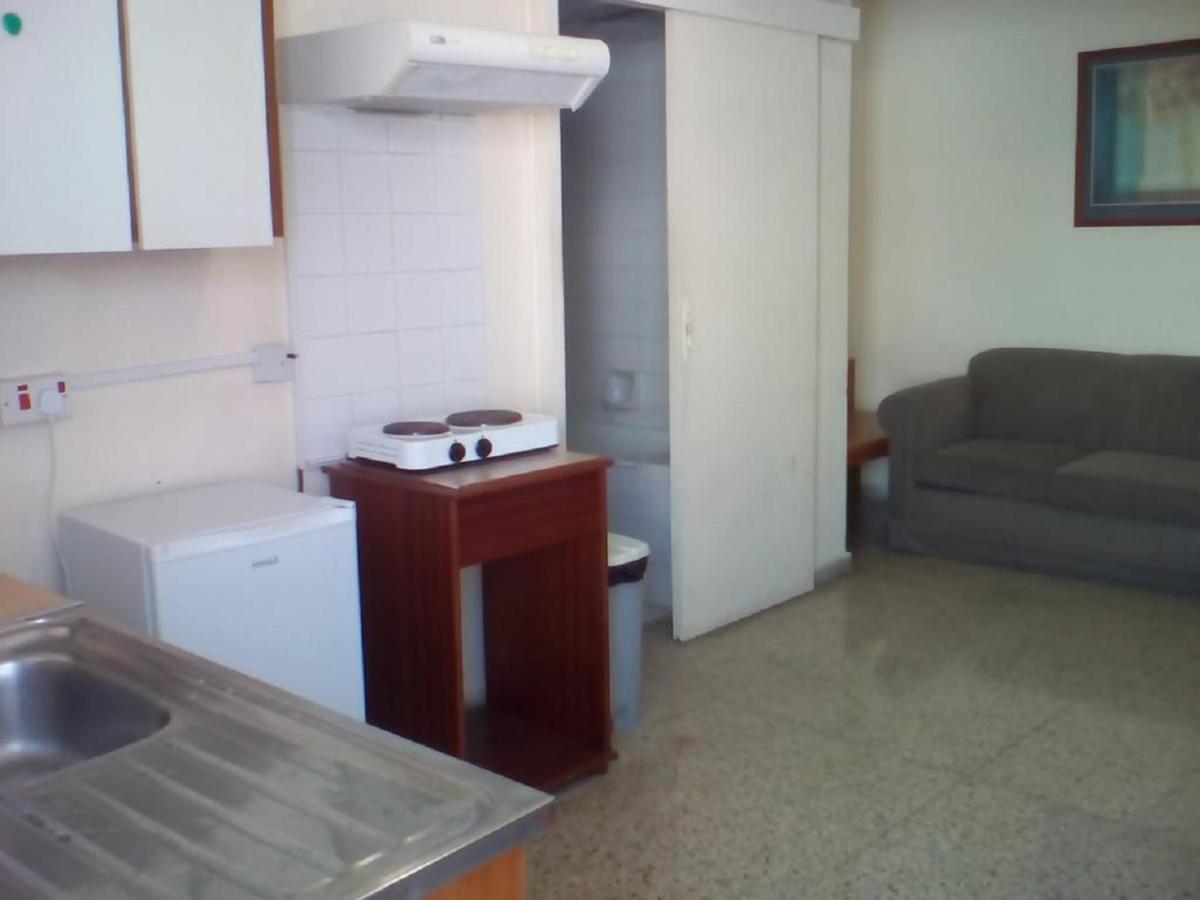 One-Bedroom Apartment Annex Building