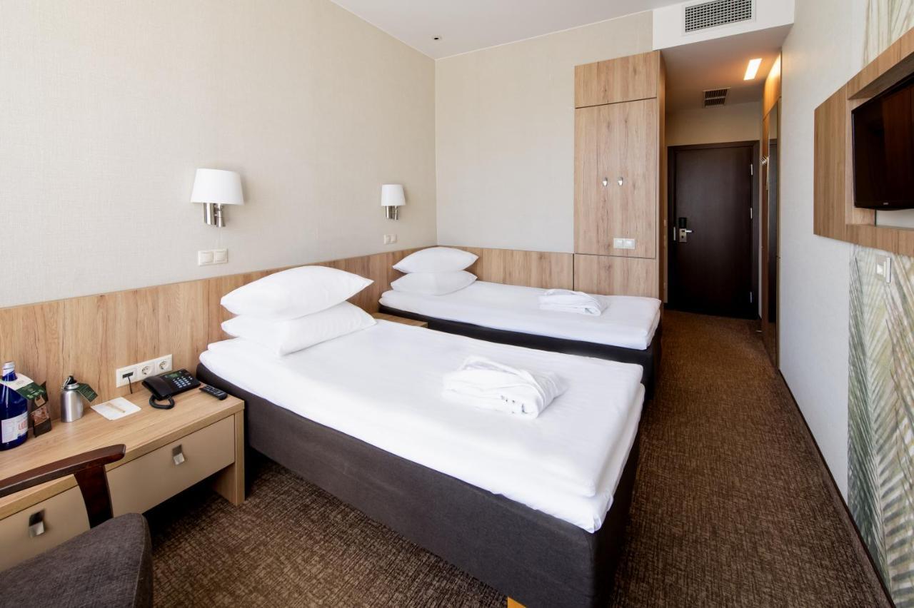 Twin Room with Spa Access