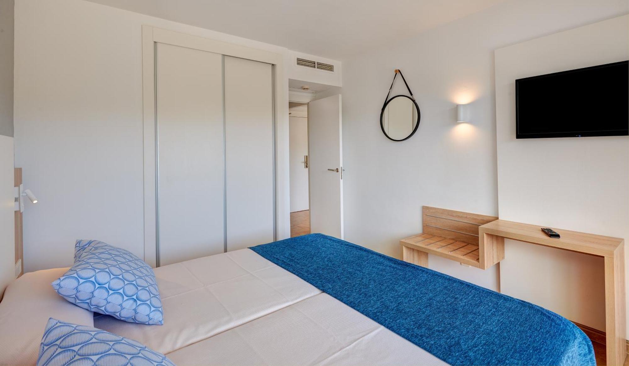 Superior One Bedroom Apartment