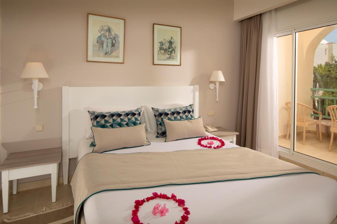Triple Room with Garden View