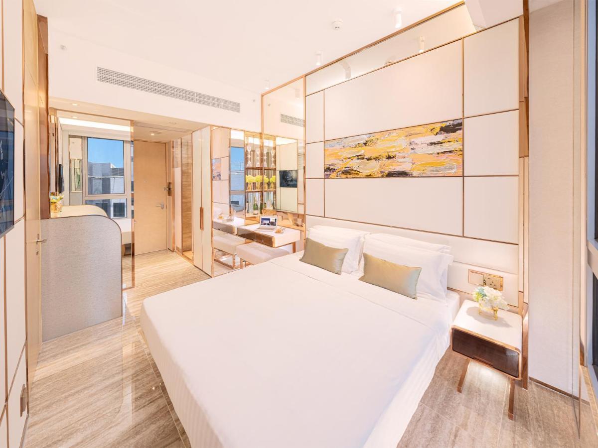 Garden View Room