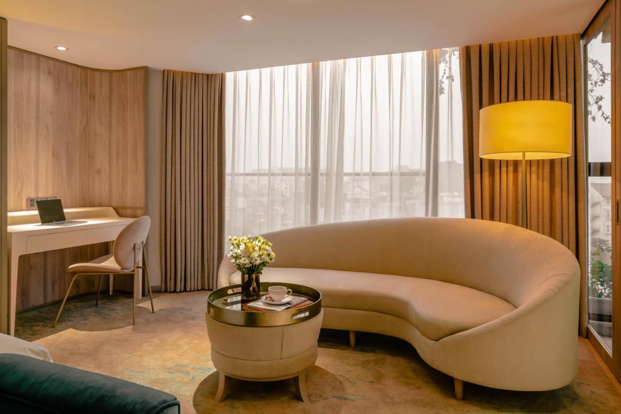 Sky Executive Suite Room,1273417369:JPEG