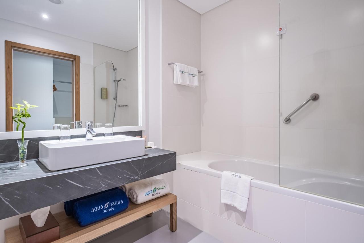 Twin Room with Sea View