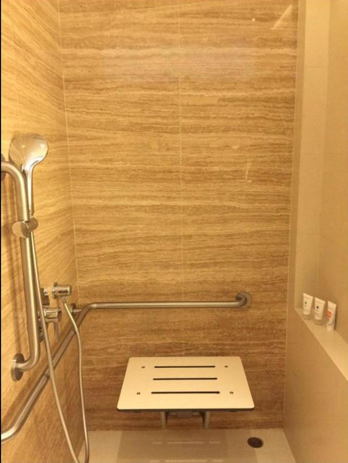 Premium King Room Disability Access