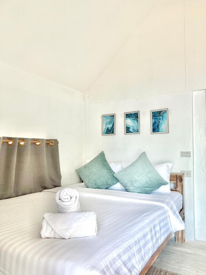 Seaside Bungalow,1310646700:JPEG