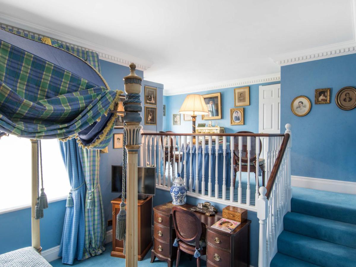 Gallery Suite