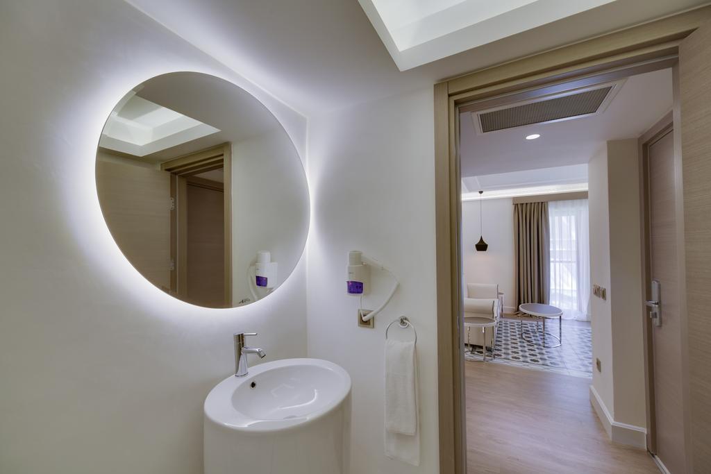 Double Room with Two Double Beds
