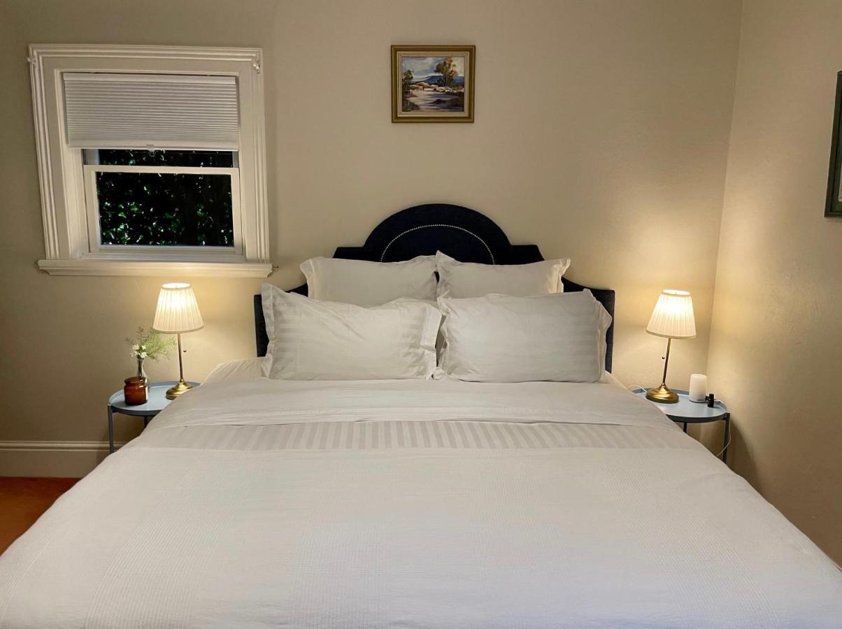 King Room with Garden View