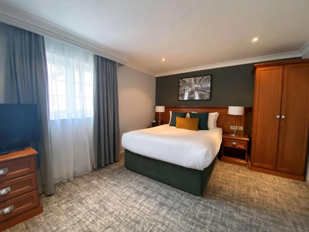Premium Queen Room