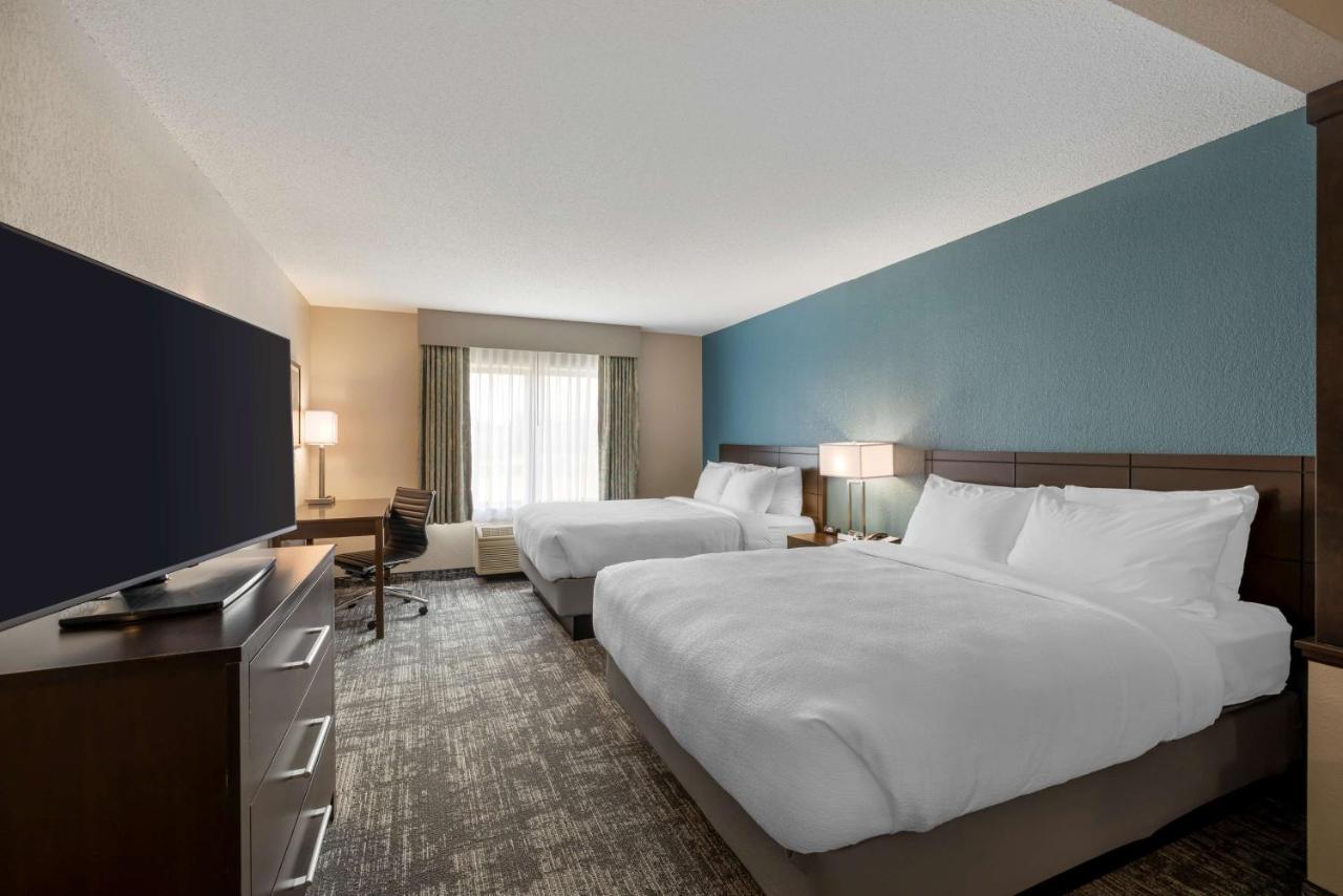Queen Rooms with Two Queen Beds