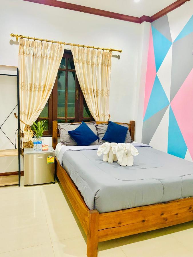 ห้องบัดเจ็ทเตียงใหญ่พร้อมพัดลม (ไม่มีน้ำอุ่น)