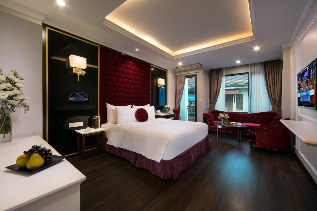 Junior Suite with Balcony