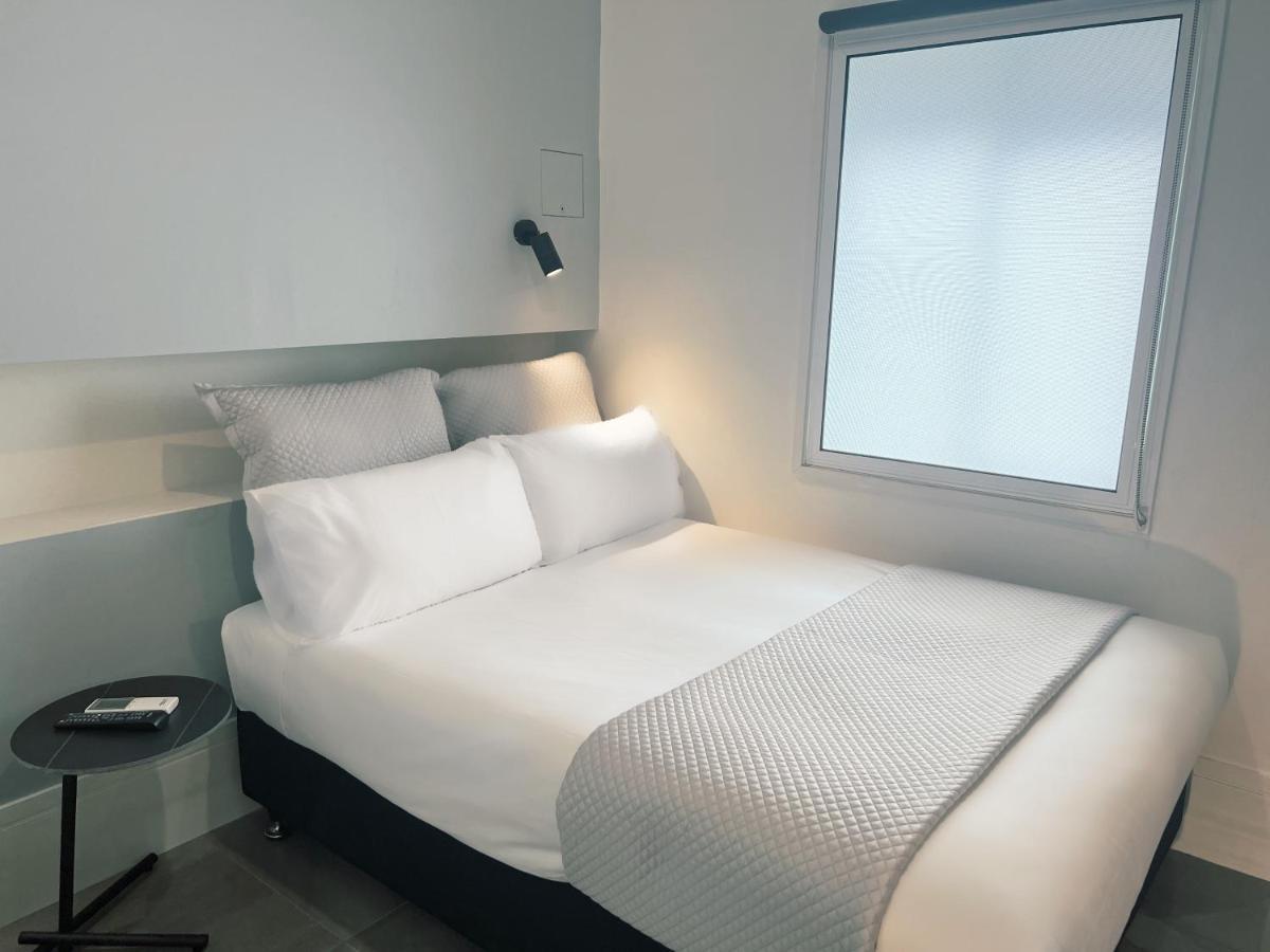 Budget Double Room,1319683897:JPEG