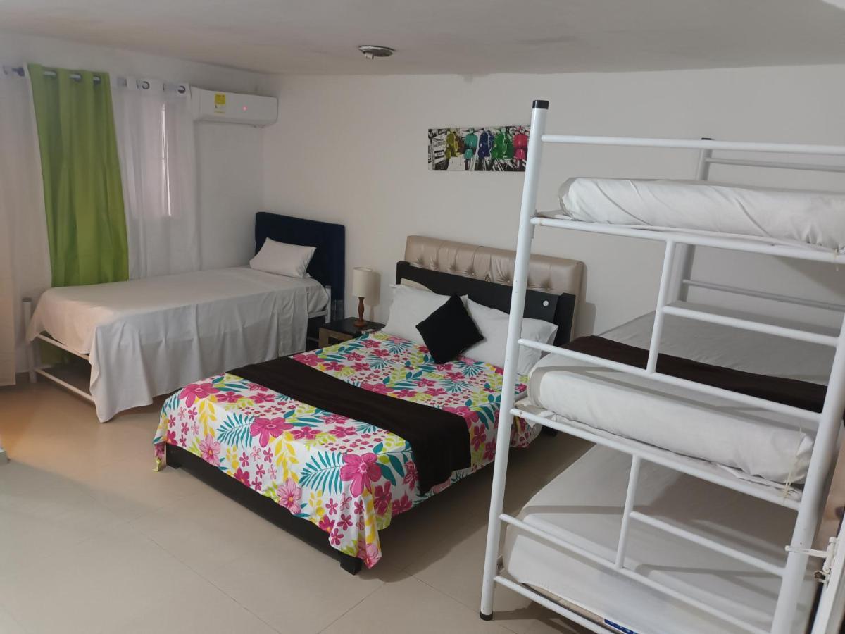 Habitación Familiar con baño privado