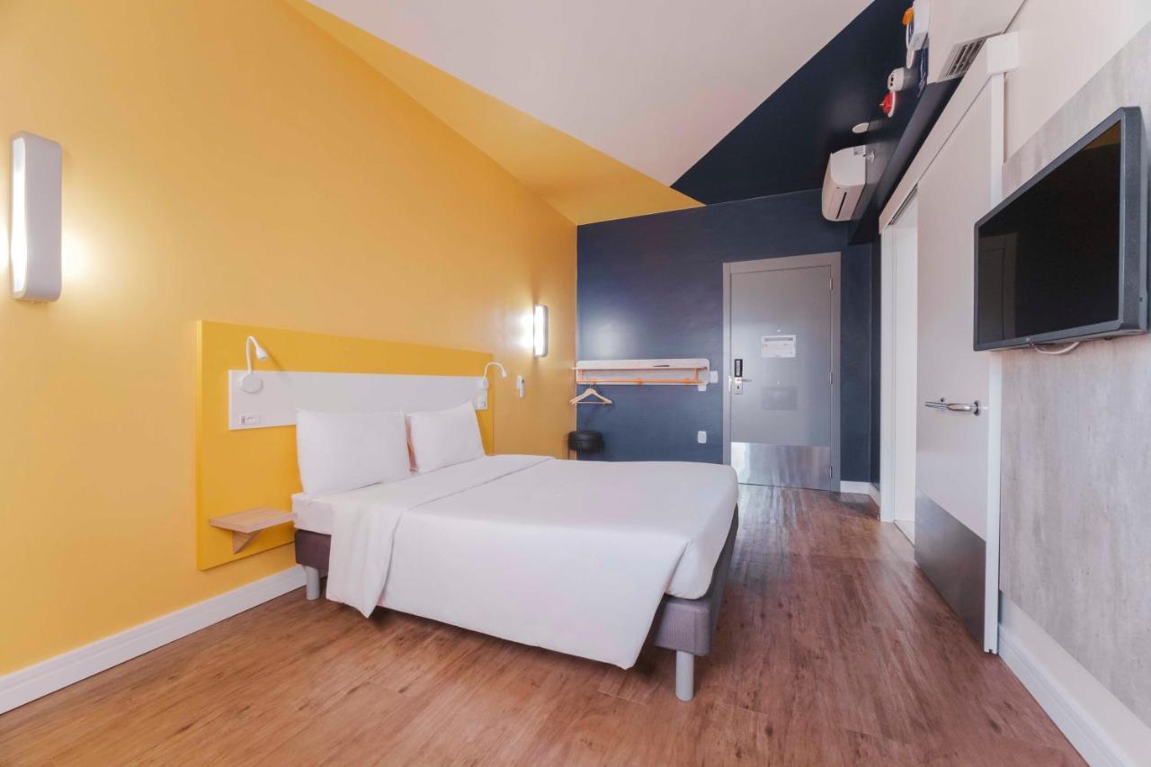 Apartment with Double Bed - Disability Access