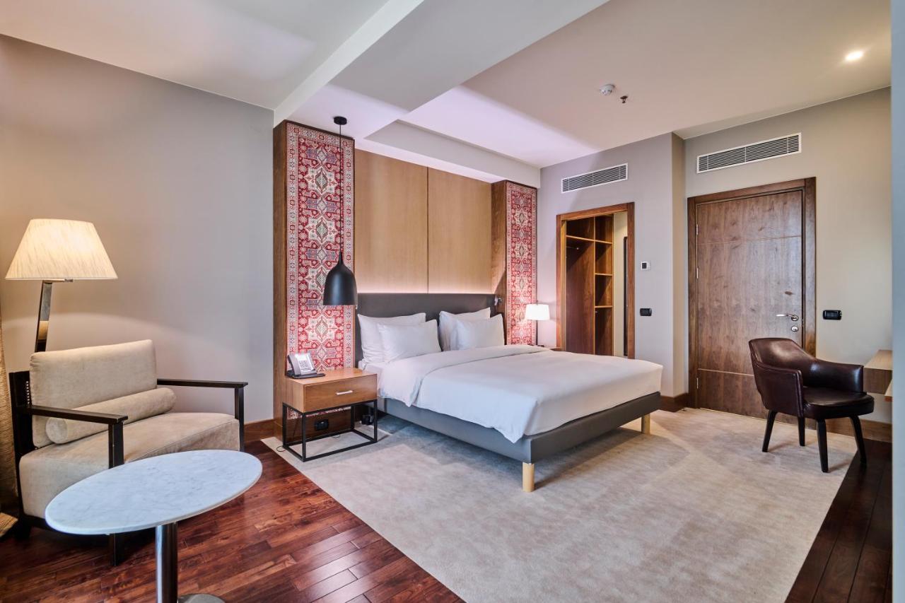 Royal Suite Panoramic Mountain View