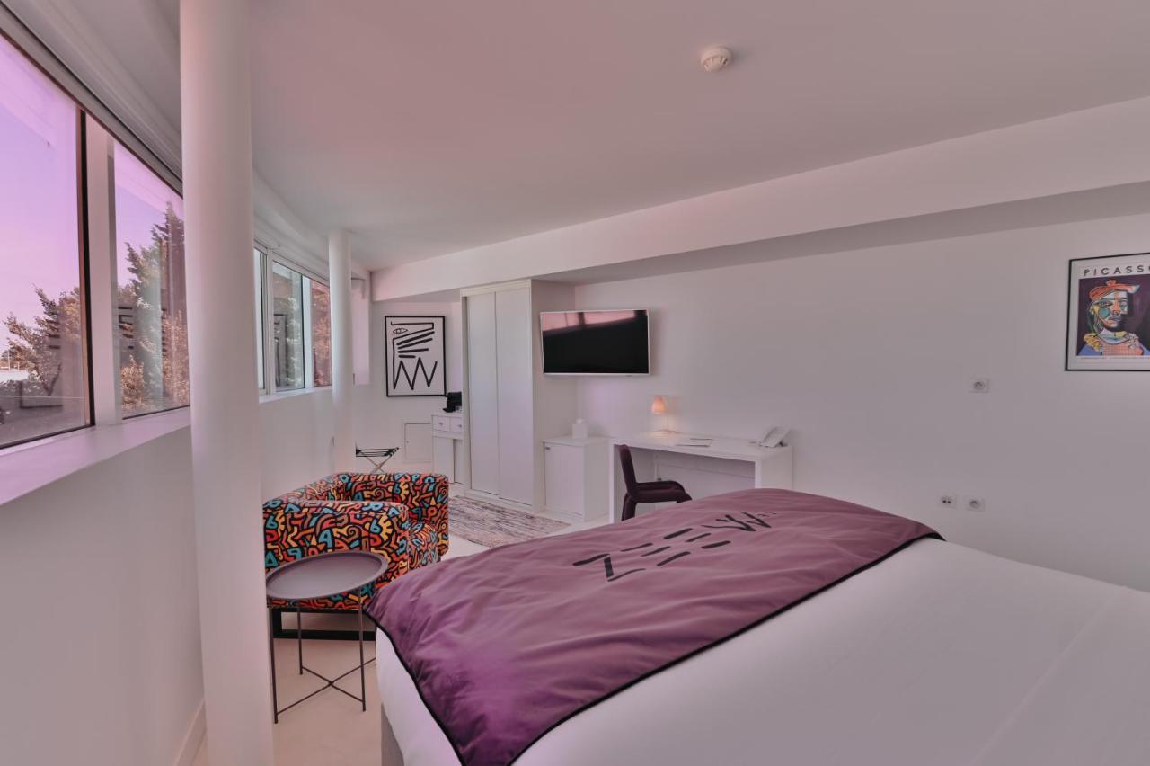 Double Room,1317892432:JPEG