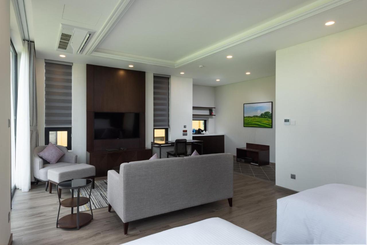 Resort Deluxe Twin Room