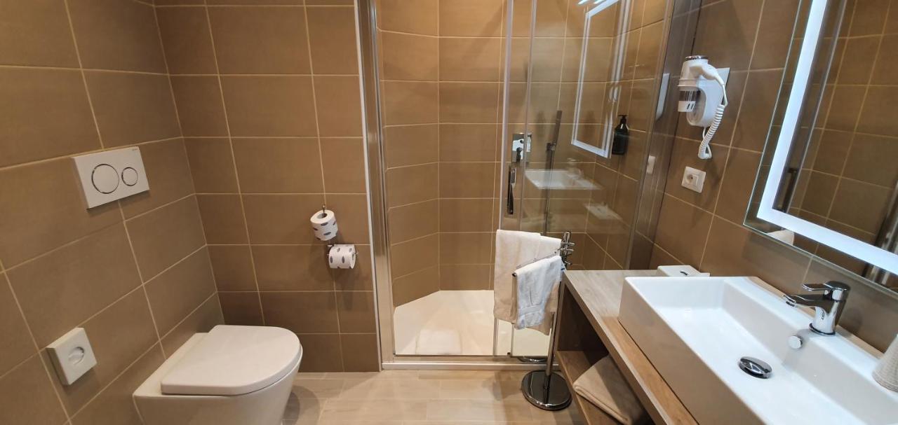 Superior Double or Twin Room with Sea View