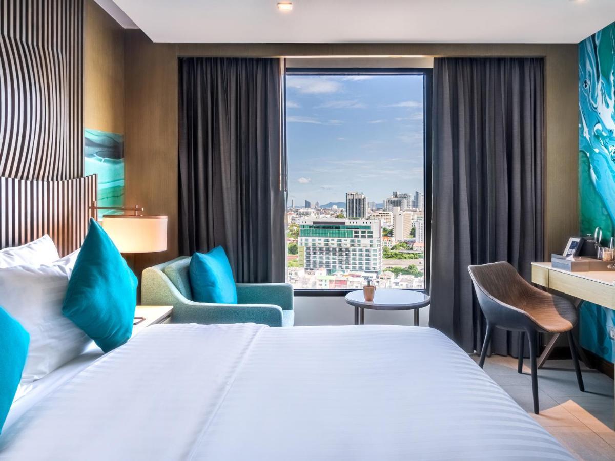 Premier Lux King Room