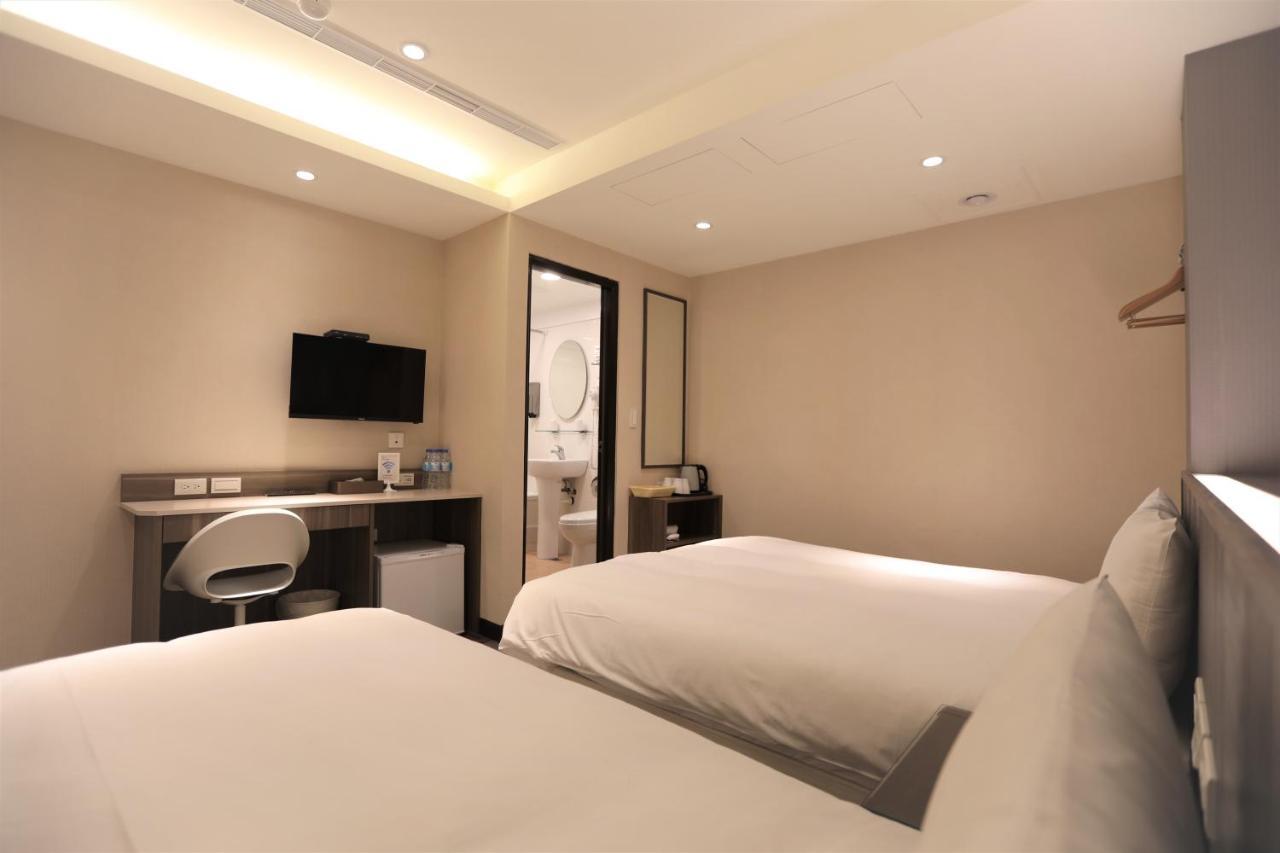 Standard Quadruple Room,1318976086:JPEG