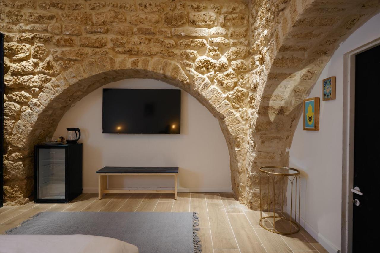 Alon Suite